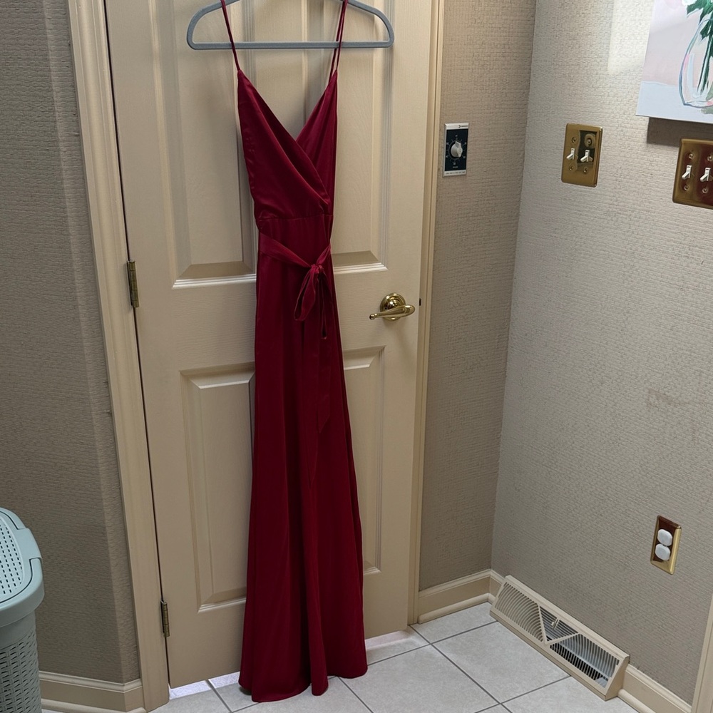 Elegant Red Satin Event Maxi Dress - Women